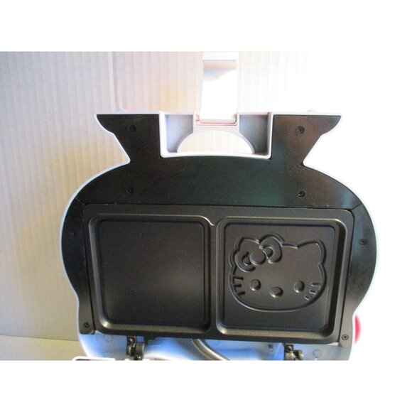 *Hello Kitty Theme Whimsical 'Sandwich Maker' - Picture 3 of 7